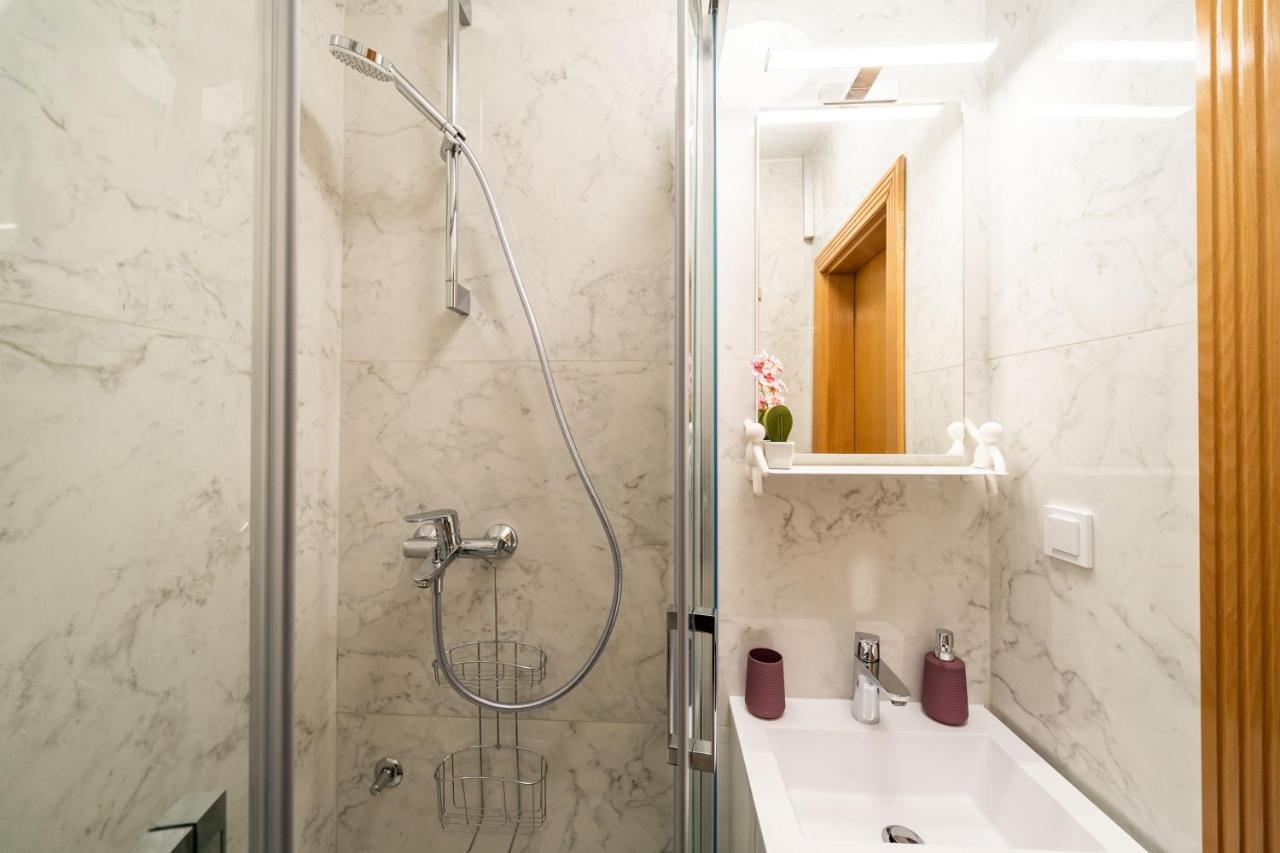 Apartment House Sveti Jakov 1