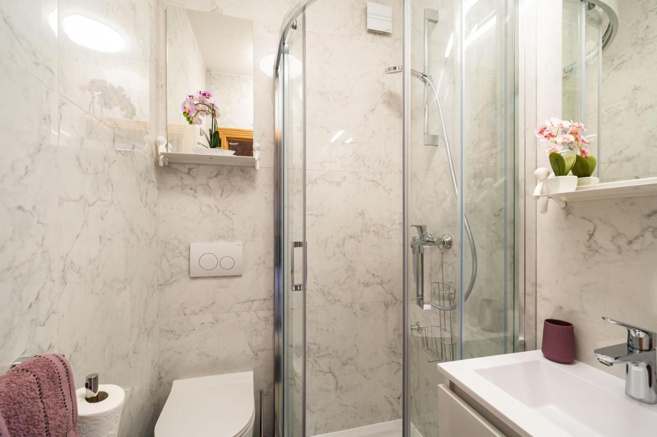 Apartment House Sveti Jakov 1