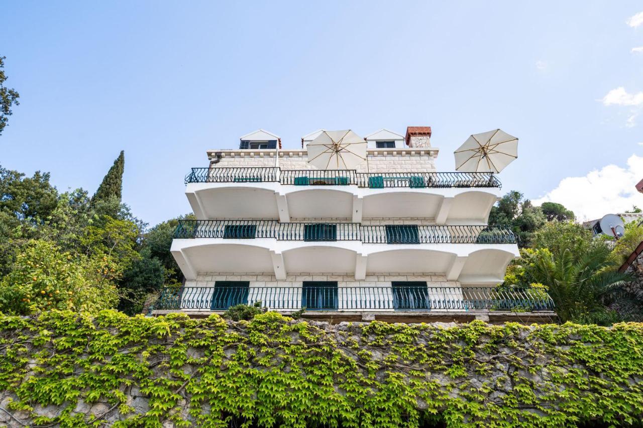 Apartment House Sveti Jakov 1